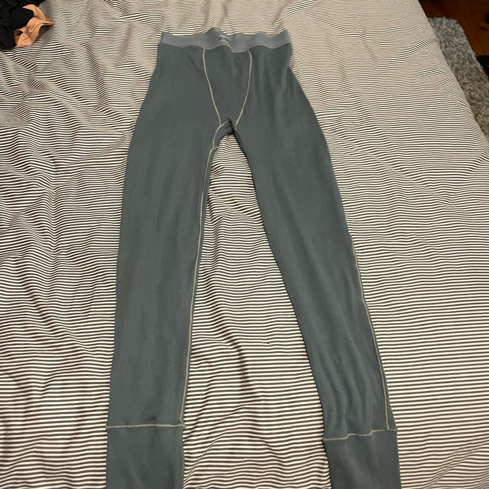 Skims leggings